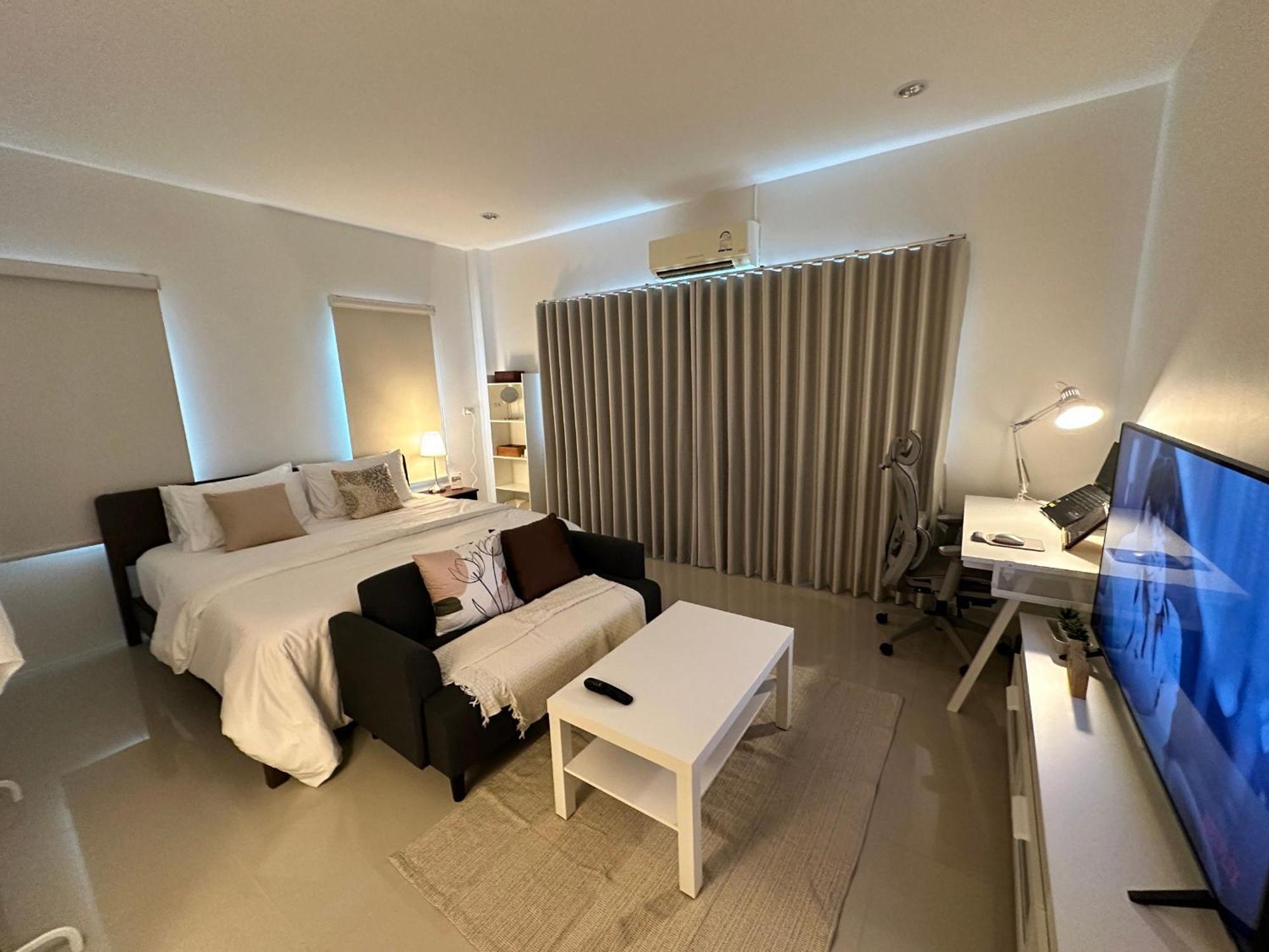 White Haven - Homestay For Ladies, Couple, Family Чантабури Екстериор снимка
