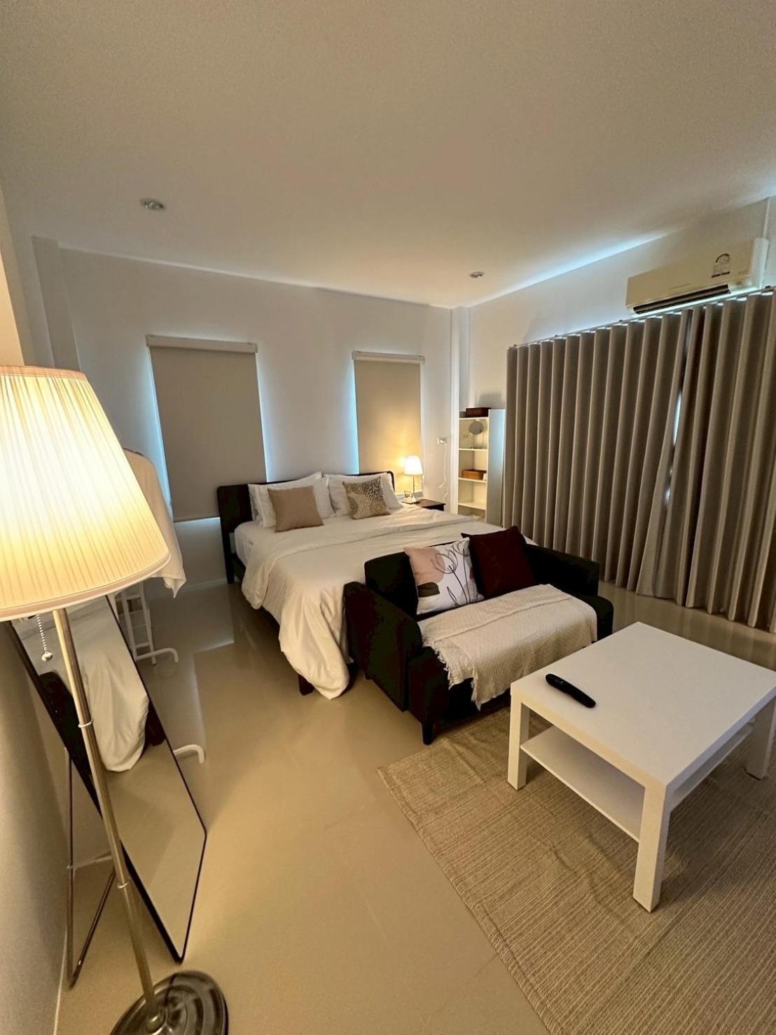 White Haven - Homestay For Ladies, Couple, Family Чантабури Екстериор снимка