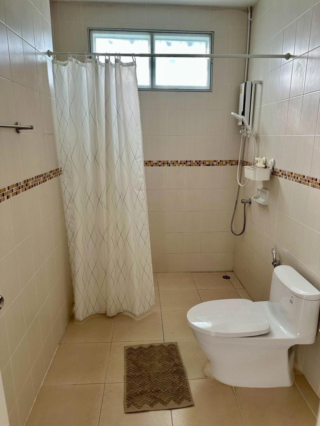White Haven - Homestay For Ladies, Couple, Family Чантабури Екстериор снимка